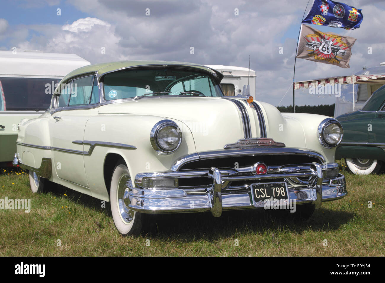 1953 Pontiac Catalina at White Waltham Retro Festival 2014 Stock Photo