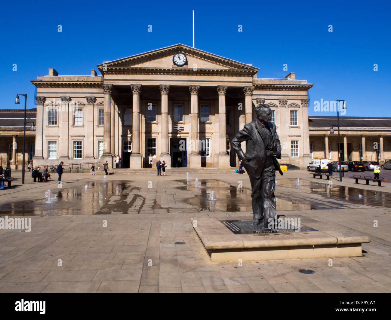 Harold Wilson Statue at Huddersfield Railway Station West Yorkshire England Stock Photo