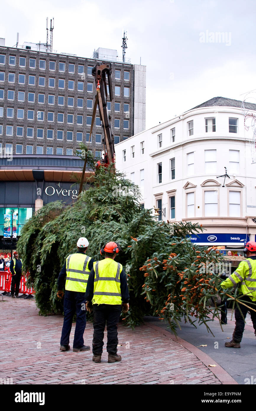 Dundee, Scotland, UK. 4th November, 2014 Christmas Decorations