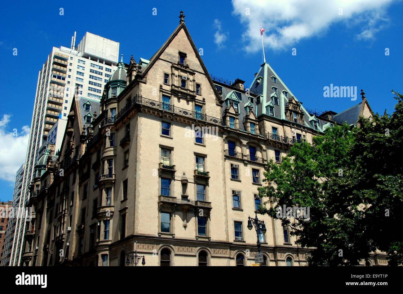Dakota apartments hires stock photography and images Alamy