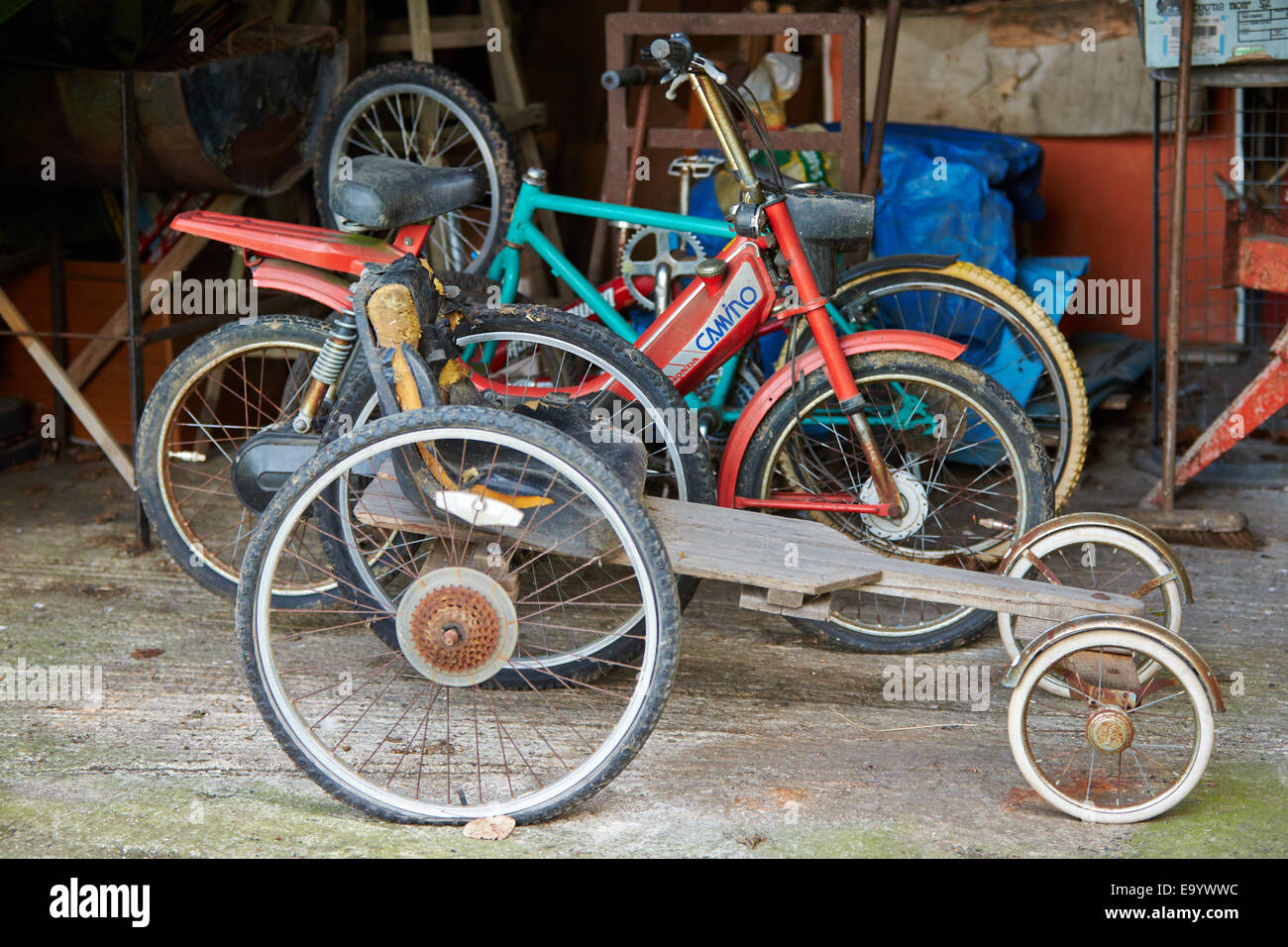 Old Homemade Go Karts Stock Photo 74986392 Alamy