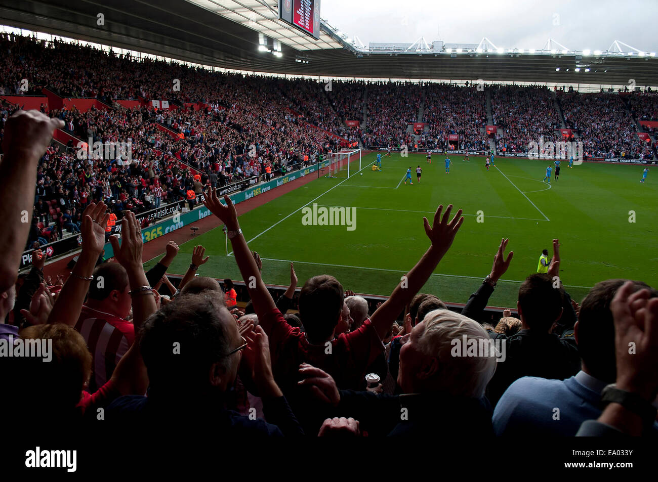 Southampton beat Sunderland 8-0 at St. Mary's Stadium in the Premier League, England, United Kingdom, 18 October, 2014. Stock Photo