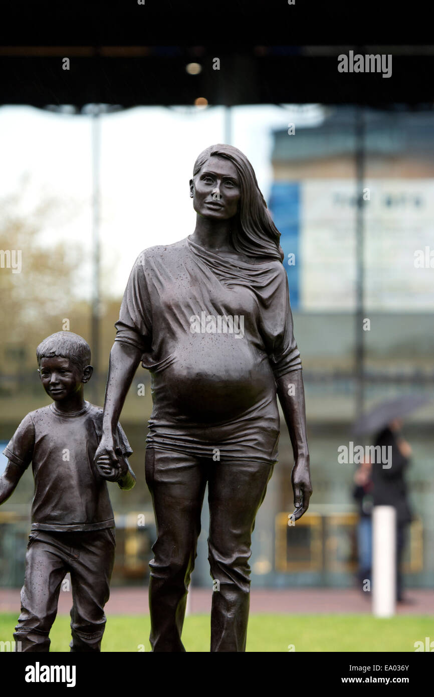 "A Real Birmingham Family" sculpture by Gillian Wearing, Birmingham, UK