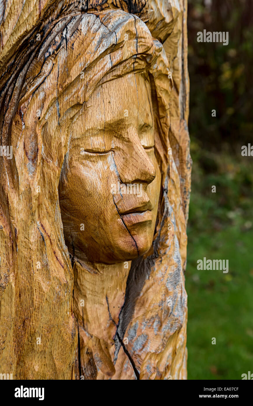Carved wood face hi res stock photography and images Alamy