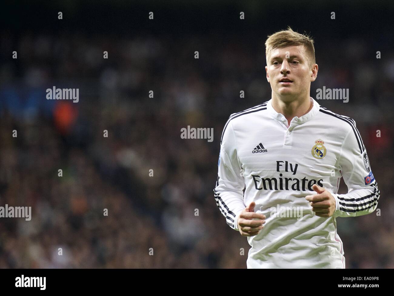 Madrid, Spain. 4th Nov, 2014. Toni Kroos in action during the UEFA Champions League match between Real Madrid and Liverpool. Real Madrid won the match 1-0 at Santiago Bernabeu on November 4, 2014 in Madrid Credit:  Jack Abuin/ZUMA Wire/Alamy Live News Stock Photo