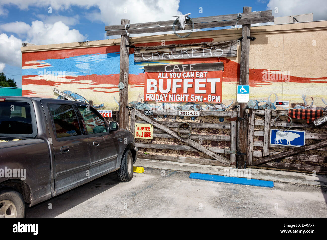 Indiantown Florida,Crackers Cafe,restaurant restaurants food dining