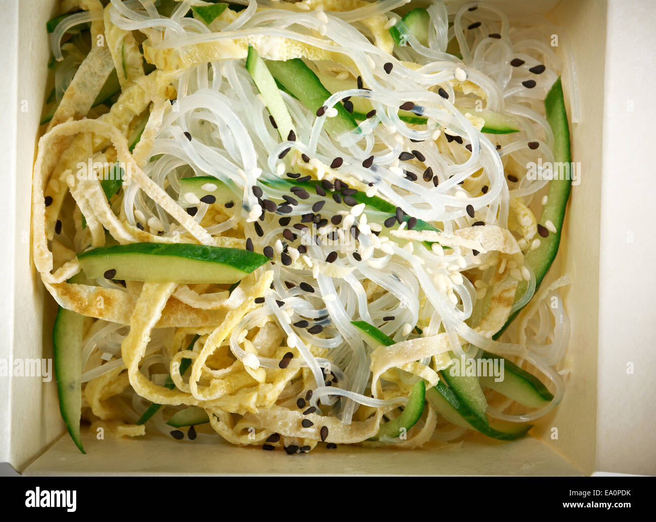 Chinese vegetable noodles hires stock photography and images Alamy