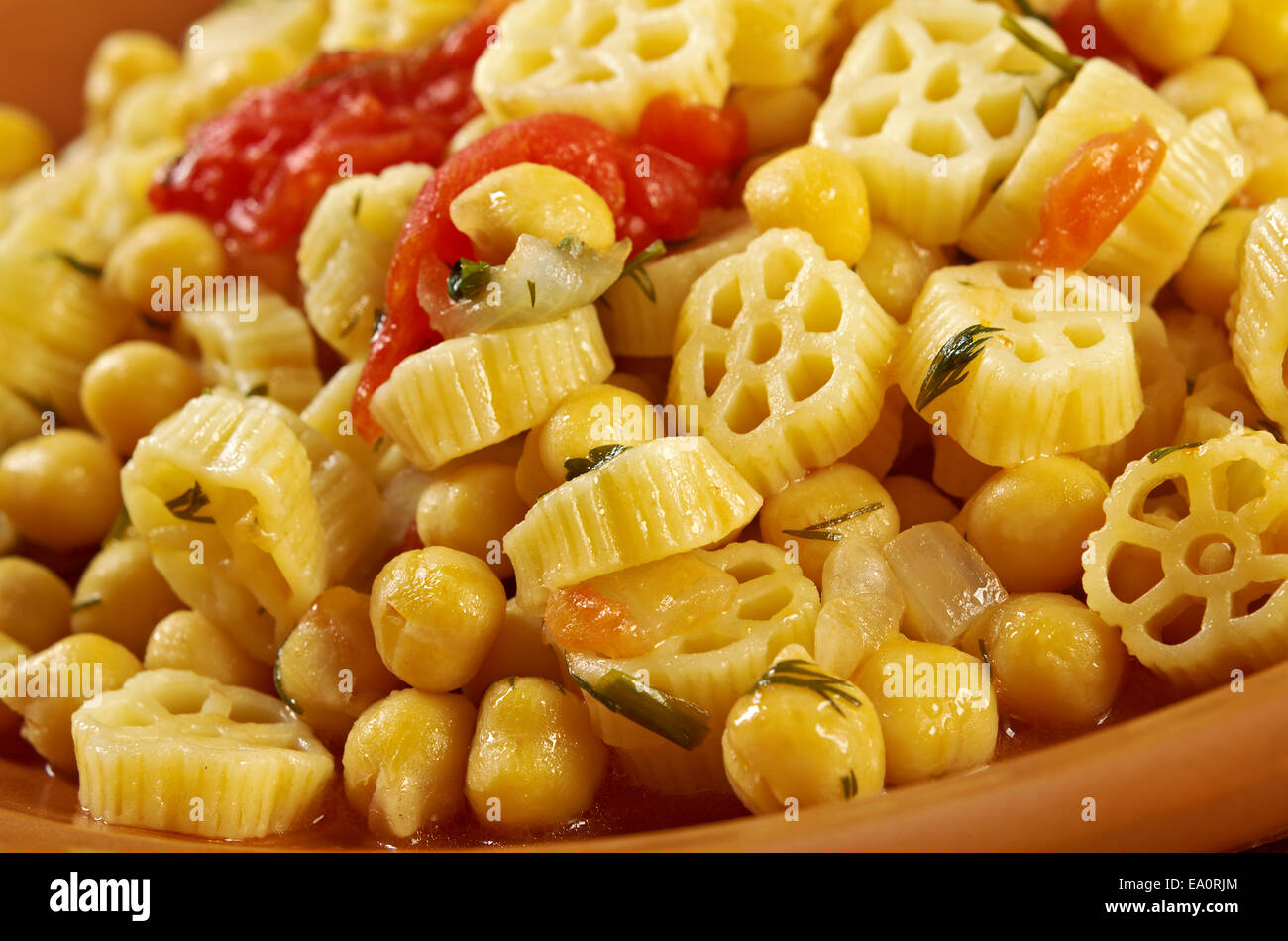 Pasta e ceci Stock Photo Alamy