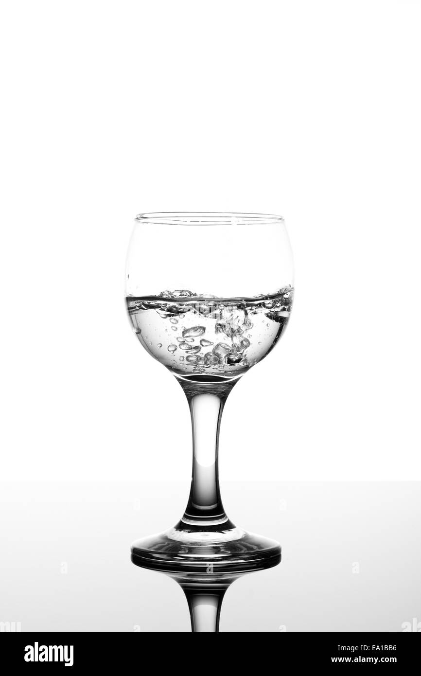 Fizzy alcohol hires stock photography and images Alamy