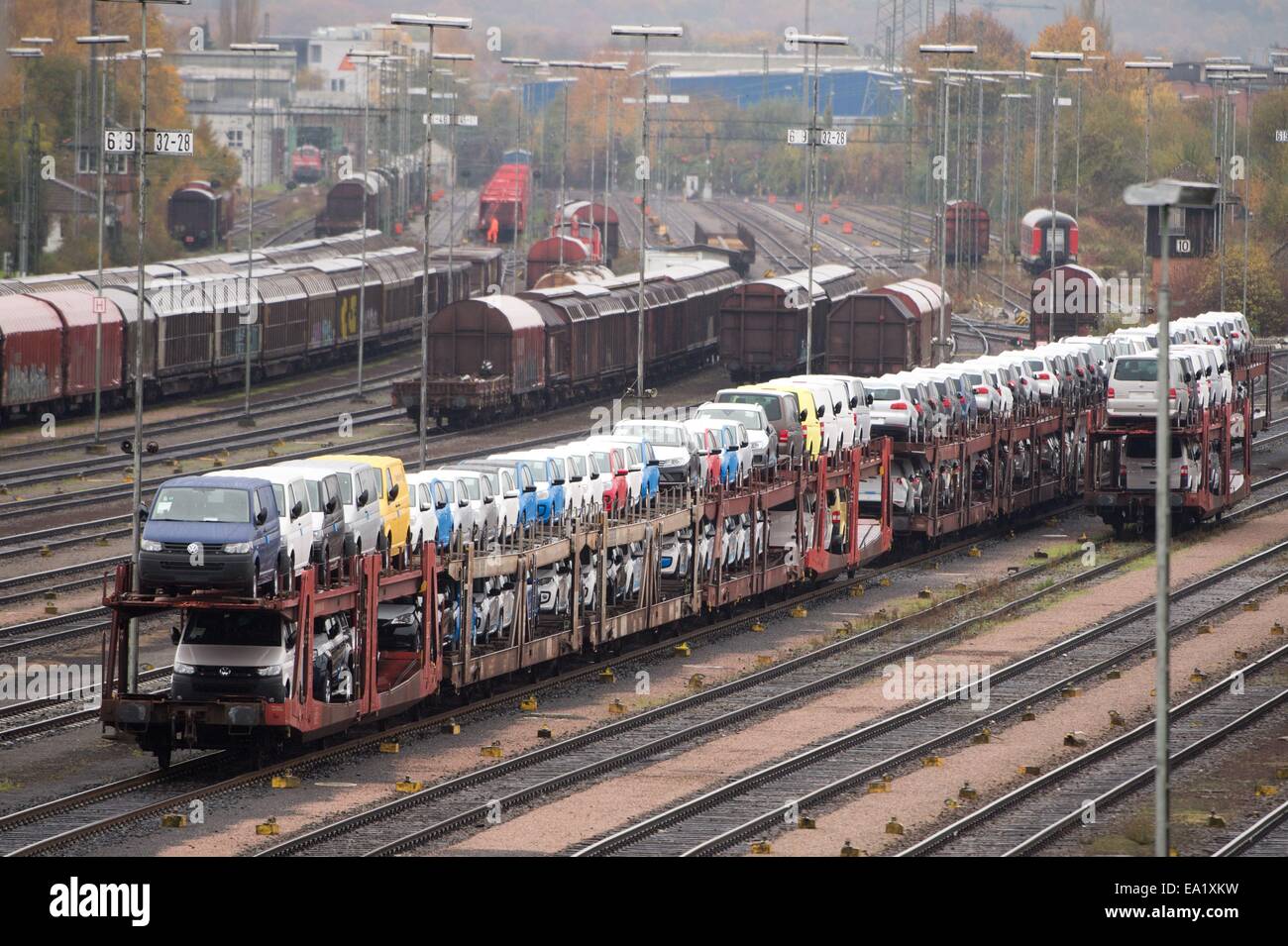 Kornwestheim, Germany. 05th Nov, 2014. Freight trains stand at the freight yard in Kornwestheim, Germany, 05 November 2014. Germany's Deutsche Bahn is considering launching legal action against train drivers' union GDL as the railway company braces itself for the longest strike in its 20-year history. The strike announcement on 04 November triggered condemnation from both business and political leaders. Strike actions are planned to last from Wednesday 5 November to Monday 10 November 2014. Photo: Sebastian Kahneret/dpa/Alamy Live News Stock Photo