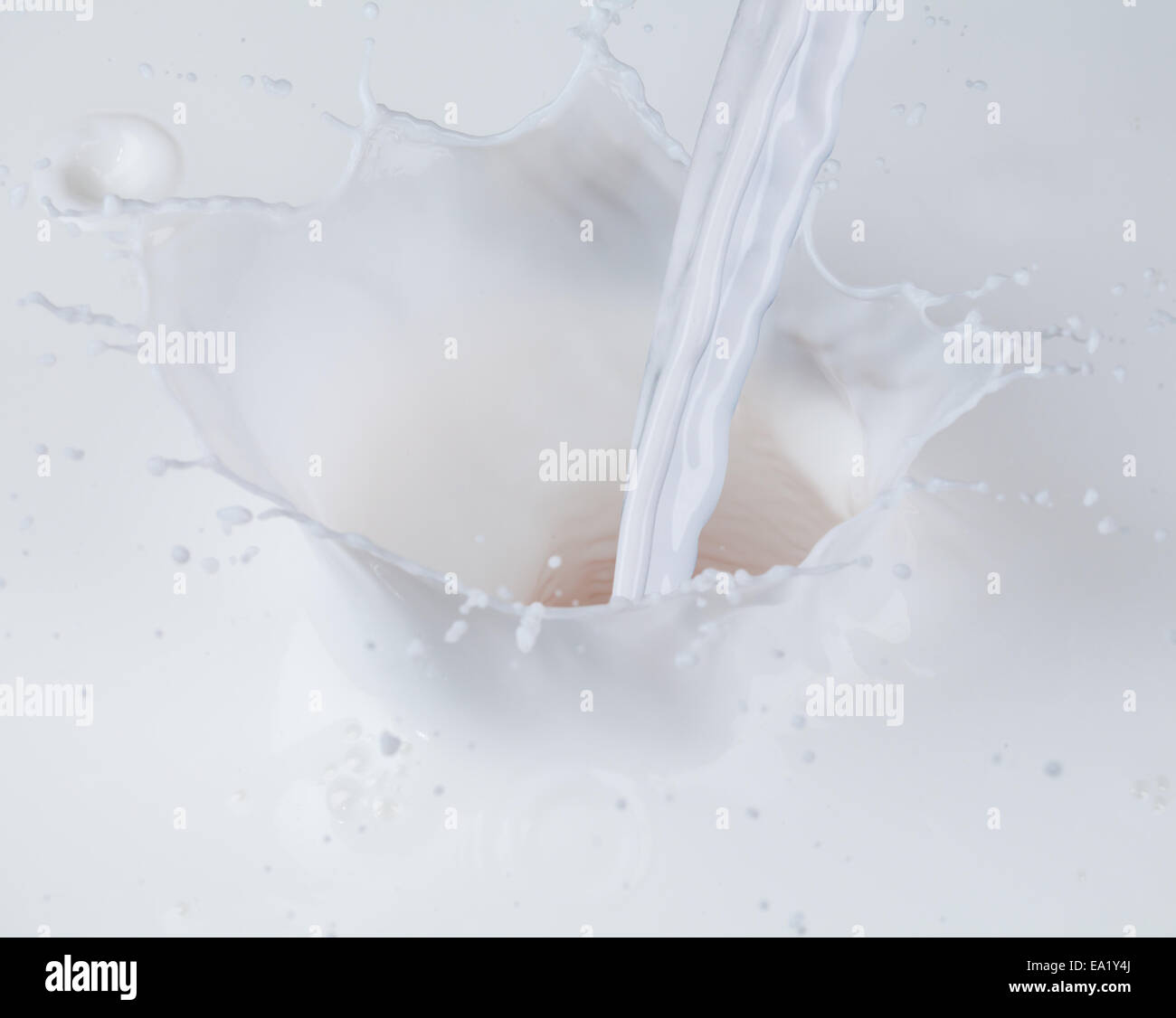 Milk Cream Splash Crown Stock Photos & Milk Cream Splash Crown Stock ...