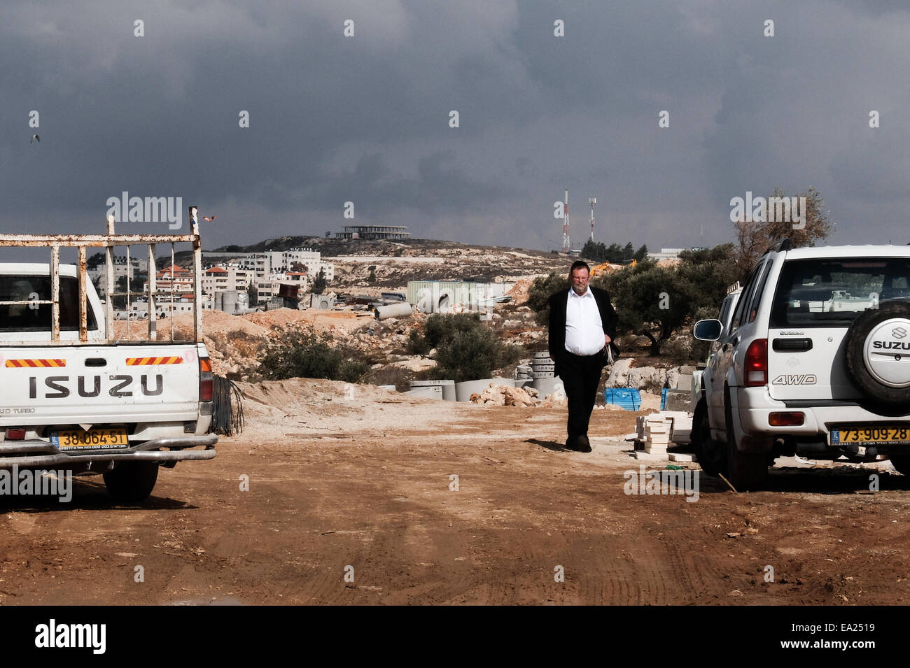 Jerusalem. 05th Nov, 2014. Ramat Shlomo community council urban planner ...