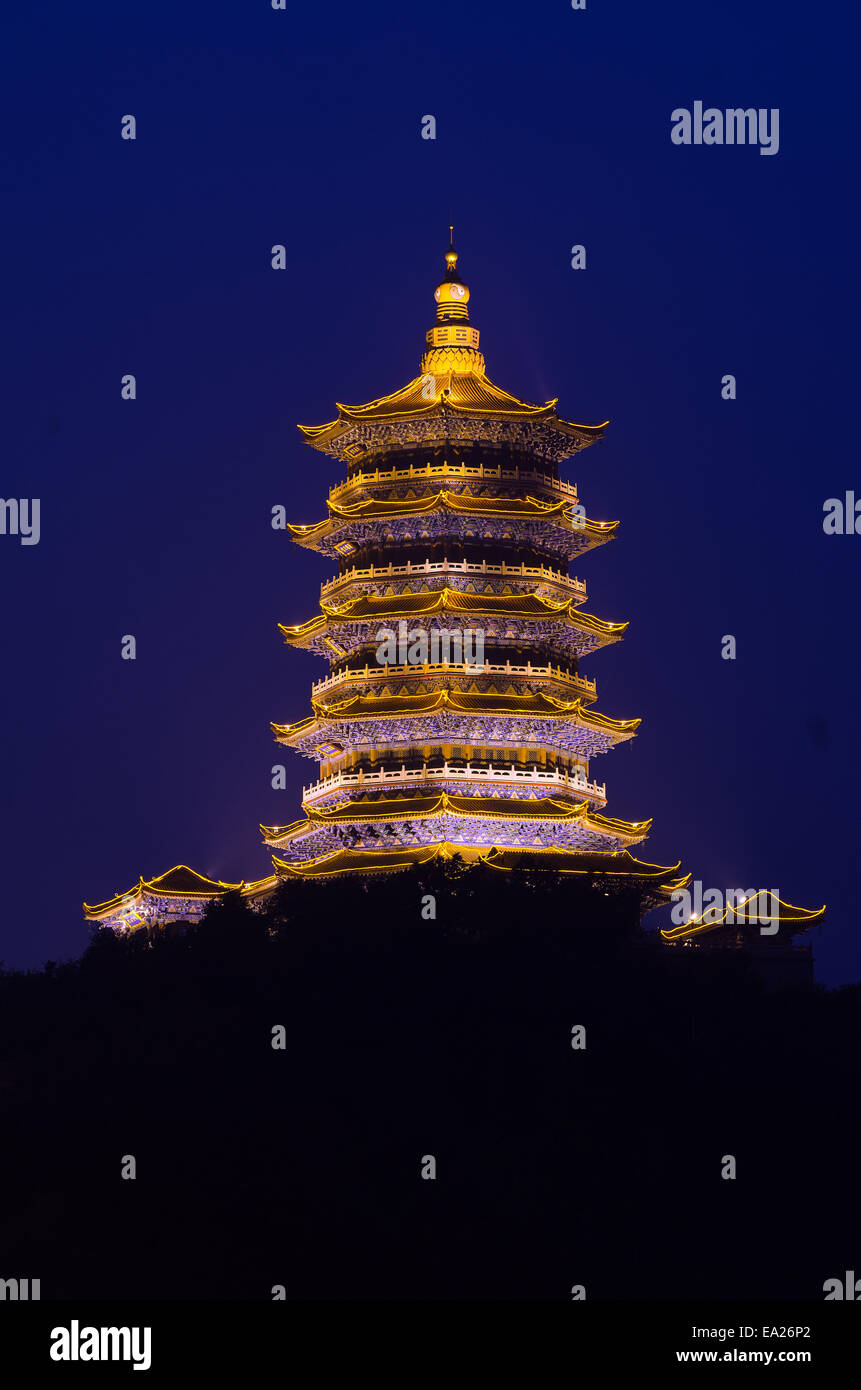 Black dragon temple hi-res stock photography and images - Alamy