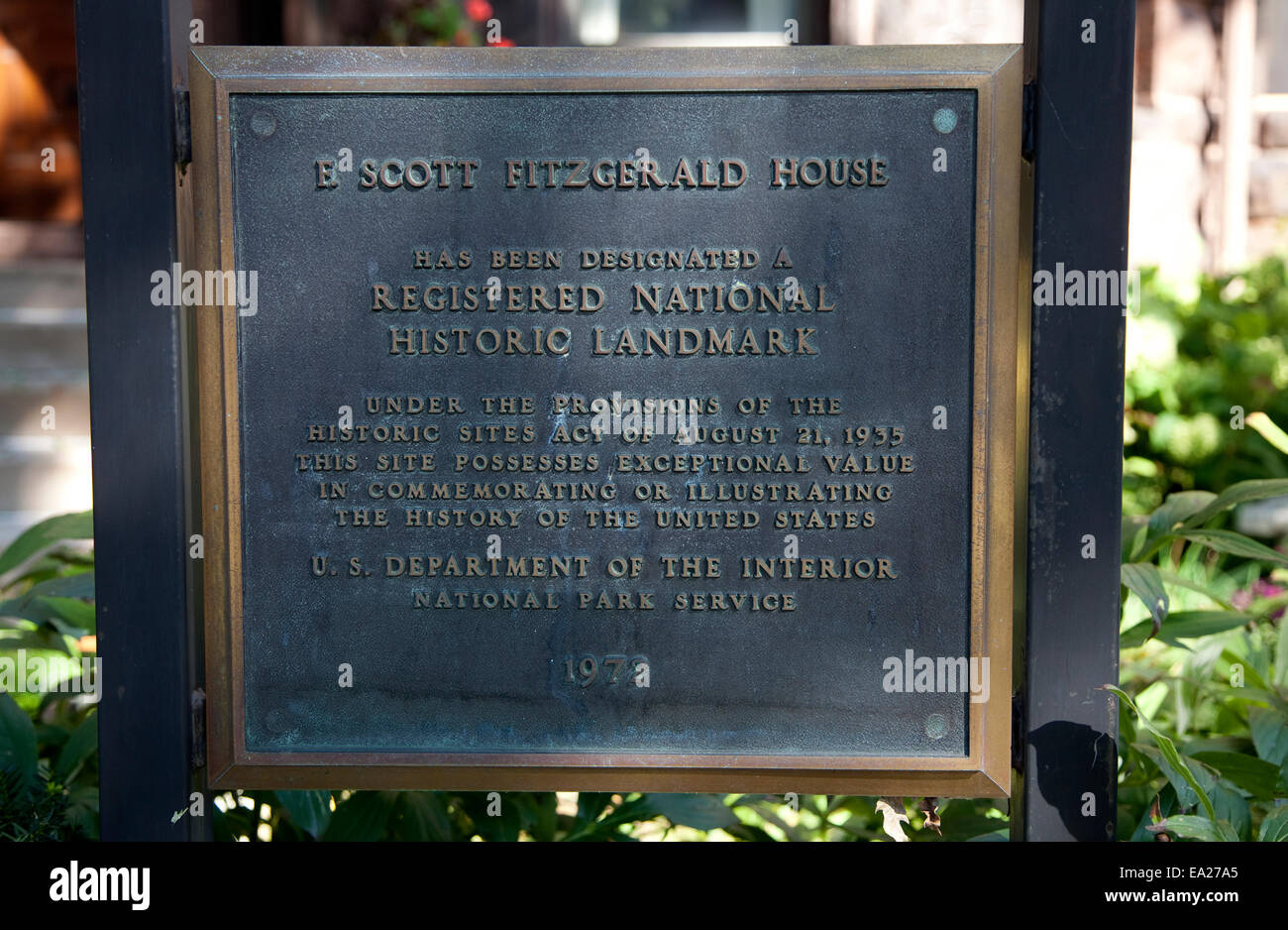 Plaque outside of author F. Scott Fitzgerald house at 599 Summit Avenue. St Paul Minnesota MN USA Stock Photo