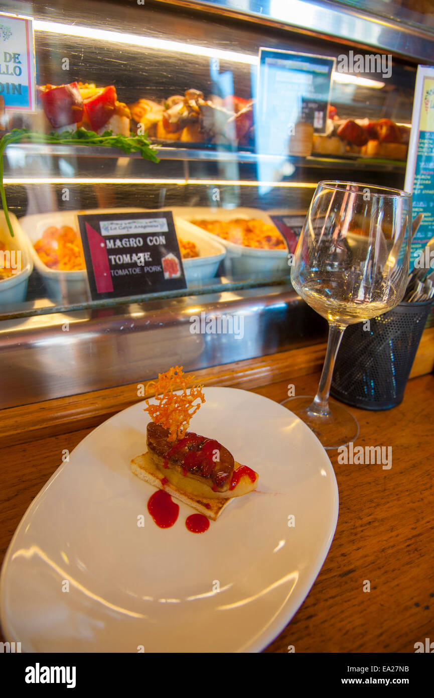 Tapas on display in the showcases of Tapas Restaurant   'Cava Aragonesa' in the old town of Benidorm on the Costa Blanca, Alican Stock Photo