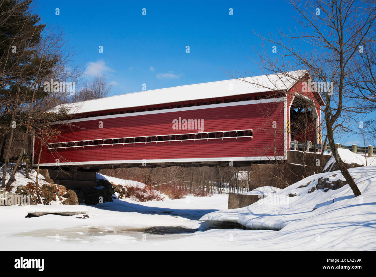 Balthazar covered bridge; Adamsville, Quebec, Canada Stock Photo Alamy