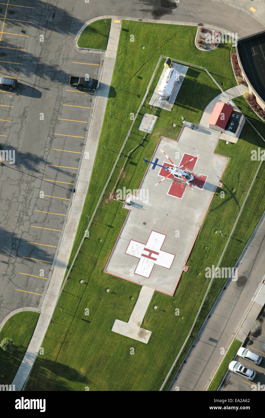 Hospital helicopter pad hires stock photography and images Alamy