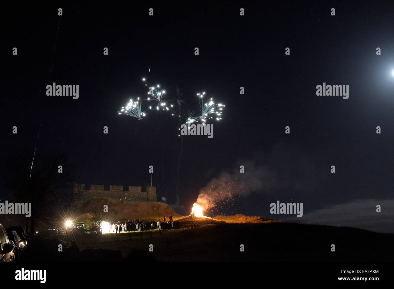 Hume, Kelso, UK. 05 Nov 2014. Bonfire Night & Fireworks at Hume Castle