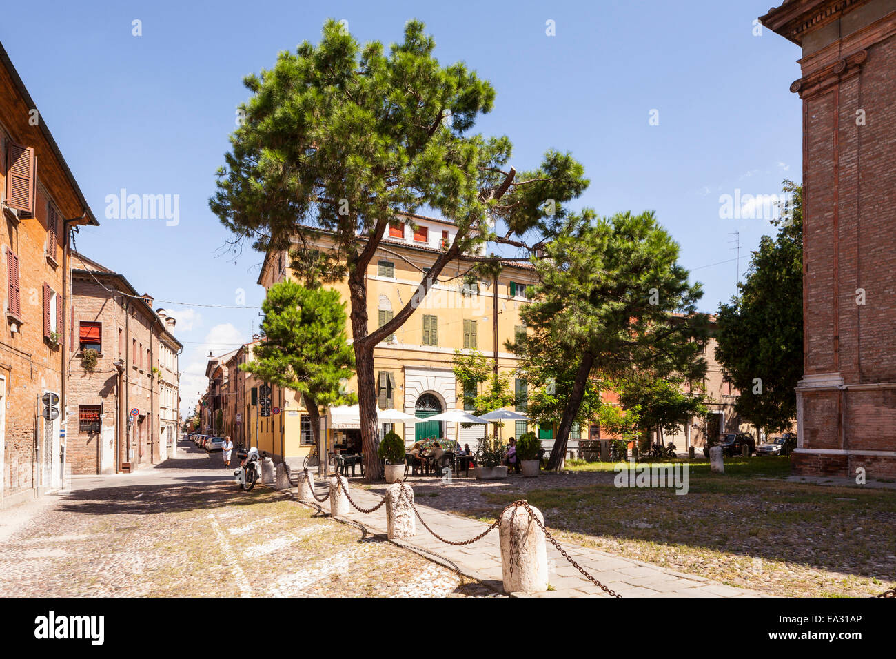Street scene in the city of Ferrara, UNESCO World Heritage Site, Emilia-Romagna, Italy, Europe Stock Photo