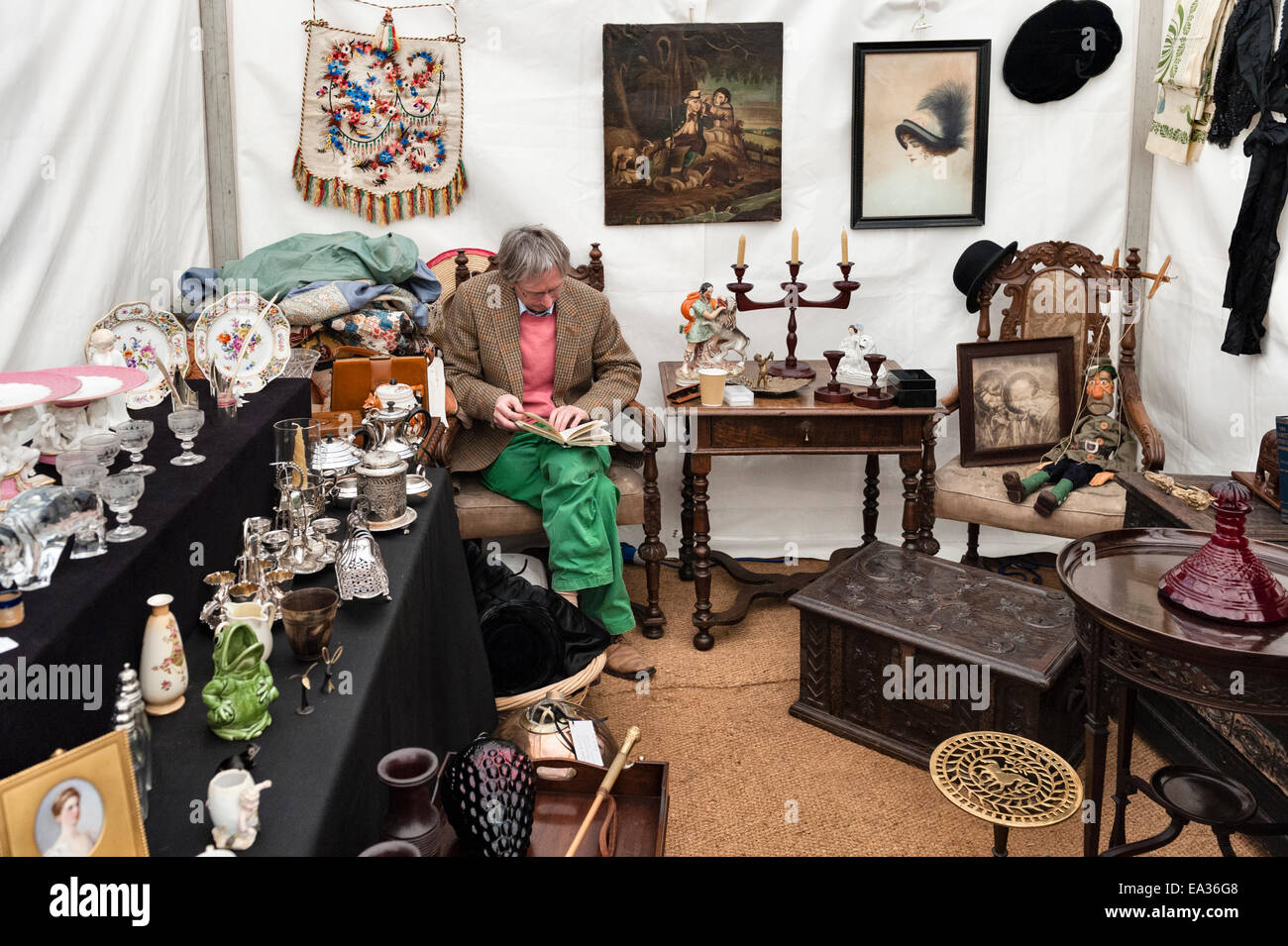Antiques Shop Uk High Resolution Stock Photography and Images Alamy
