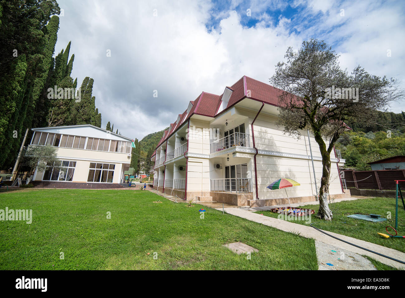 Аллея новый афон. Новый афон абхазия кипарисовая аллея. Отель царская аллея новый афон. Царская аллея абхазия новый афон. Аллея новый афон.