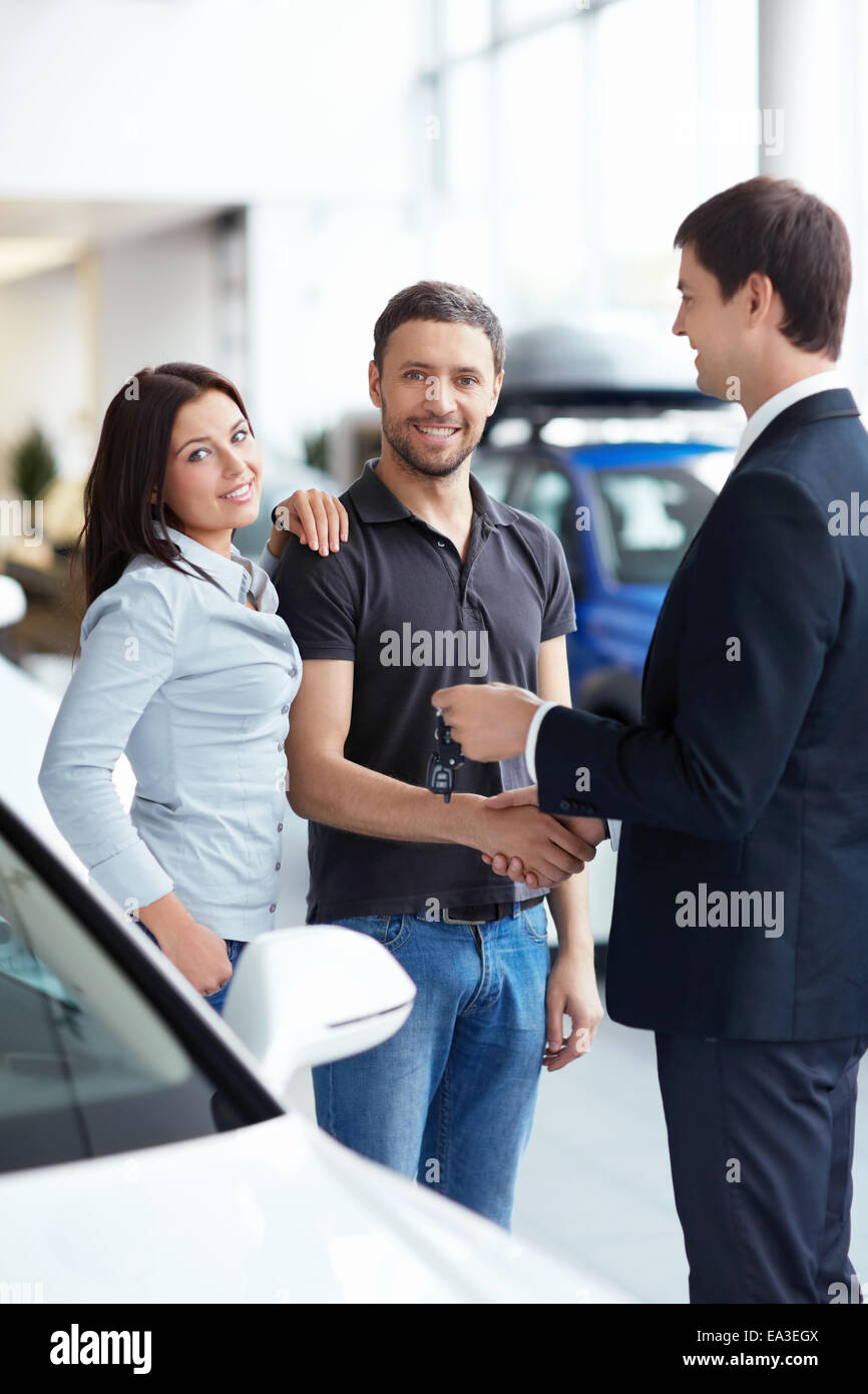 Auto deal hi-res stock photography and images - Alamy