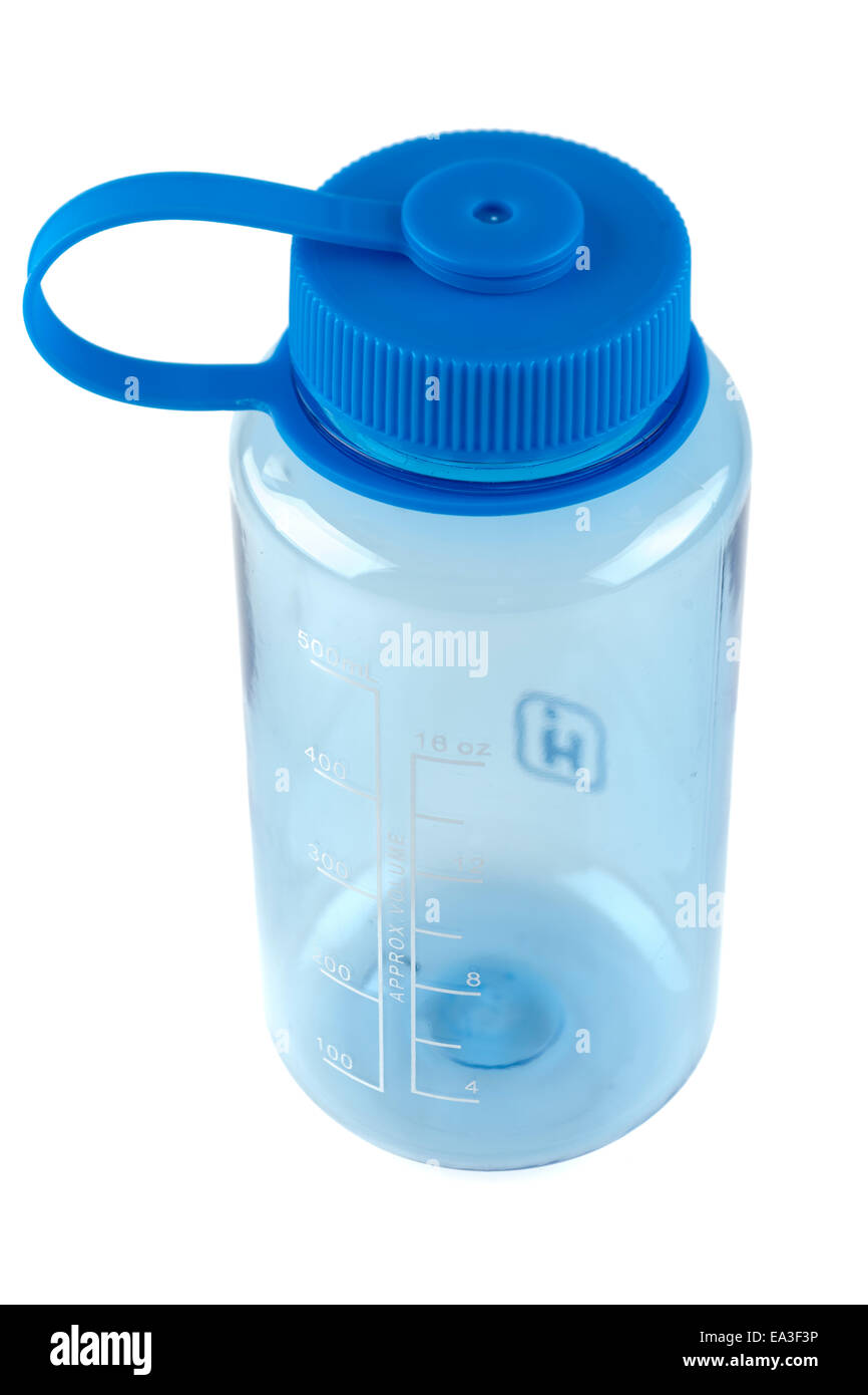 500ml blue screw top approximate volume plastic measured drinks container with secured top Stock Photo