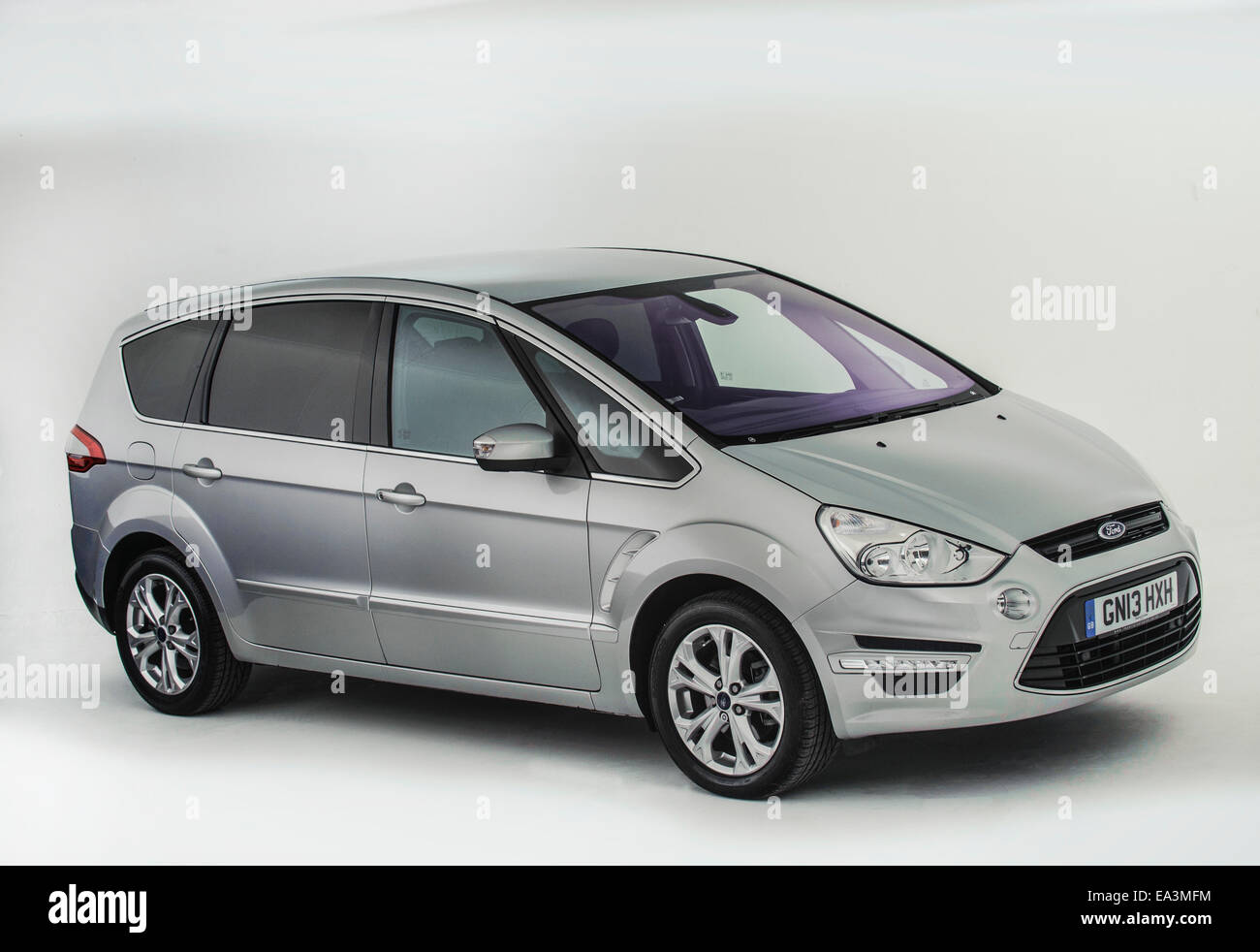 2013 Ford S Max Stock Photo Alamy