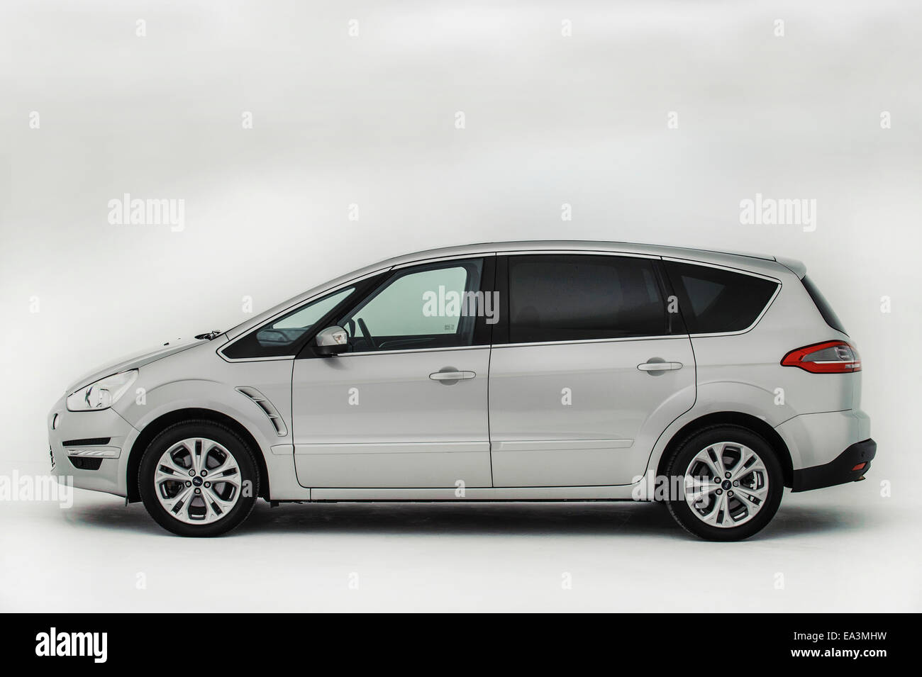 2013 Ford S Max Stock Photo Alamy