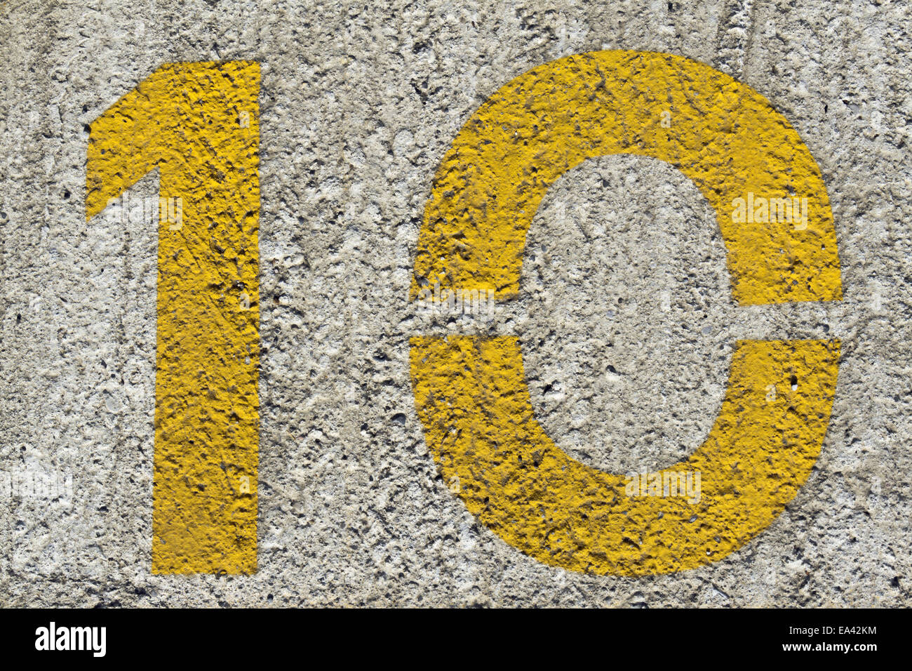 Zehn zeichen hi-res stock photography and images - Alamy