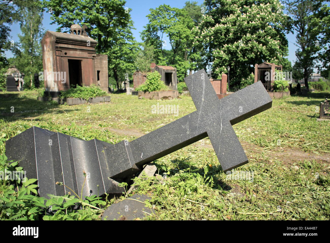 felled grave cross Stock Photo