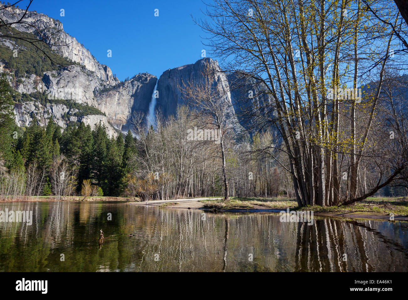 Mirror lake yosemite fall hi-res stock photography and images - Alamy