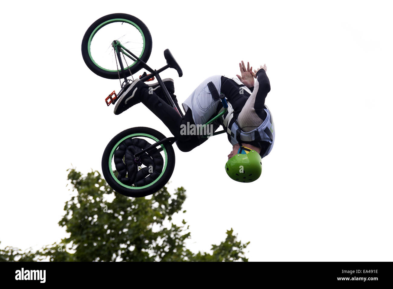 Salto in windsurf hi-res stock photography and images - Alamy
