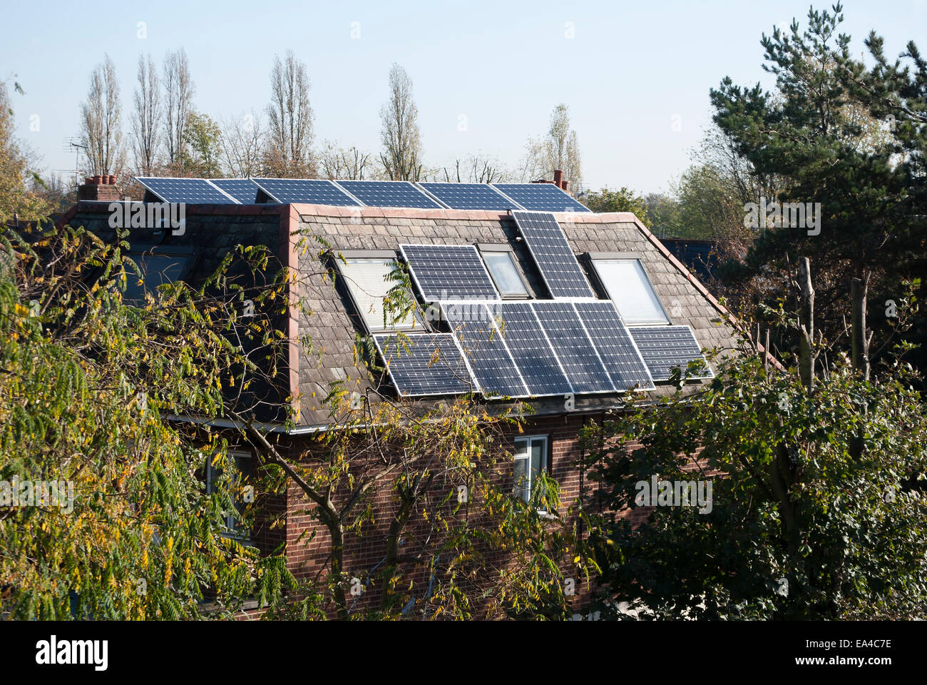 Solar panels london hires stock photography and images Alamy