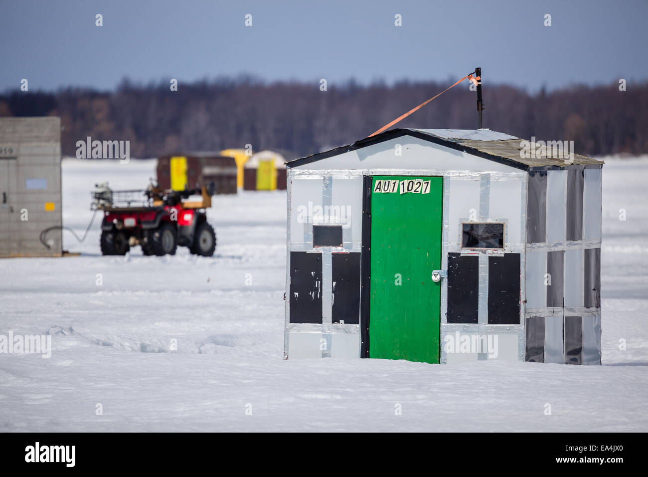 Ice Fishing Huts on Lake Simcoe Stock Photo Alamy