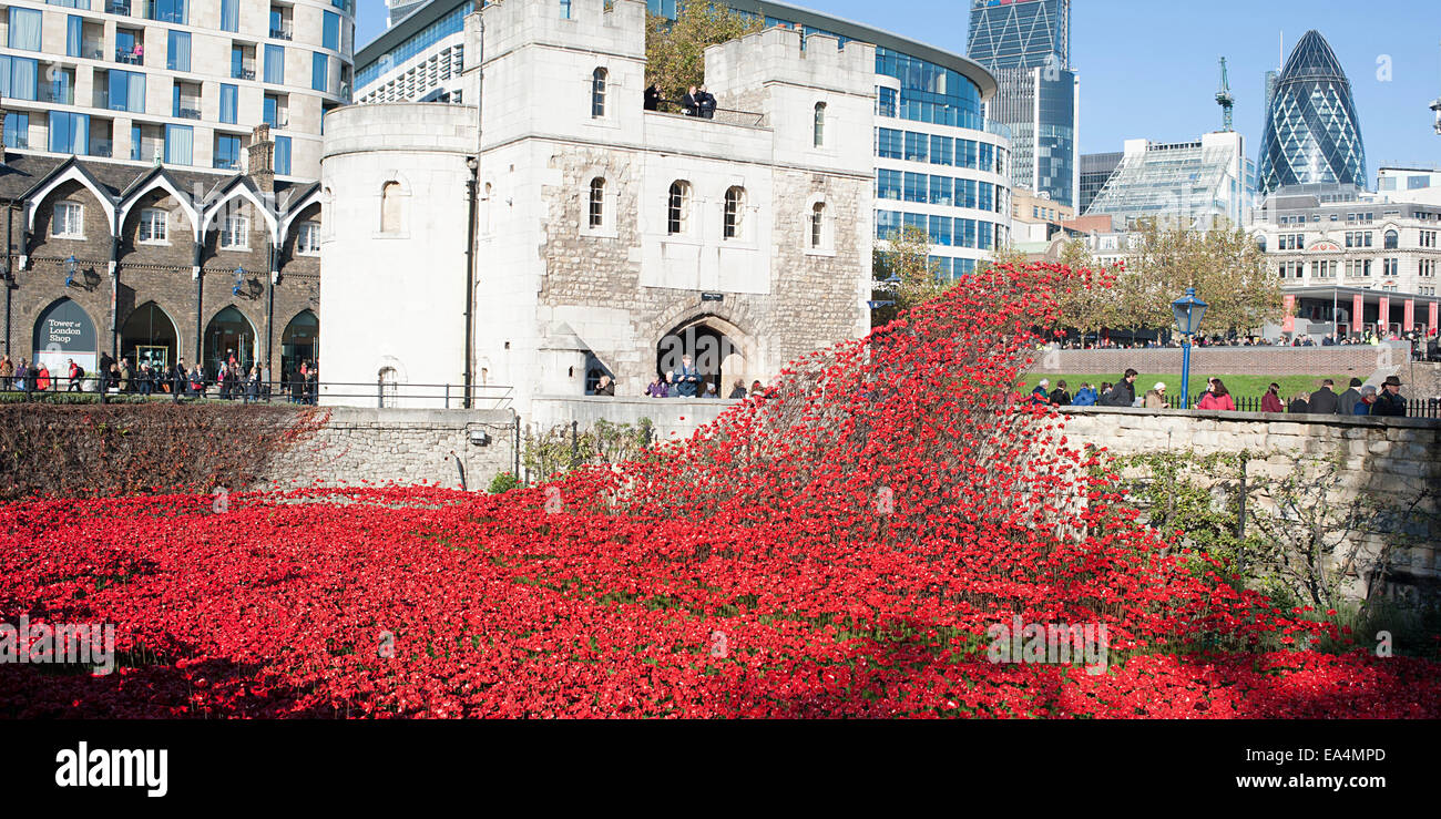 First World War Poppy Commemoration at The Tower of London. Stock Photo