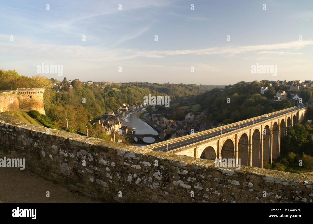 Viaduct and stone bridge over the River Rance, Dinan Stock Photo