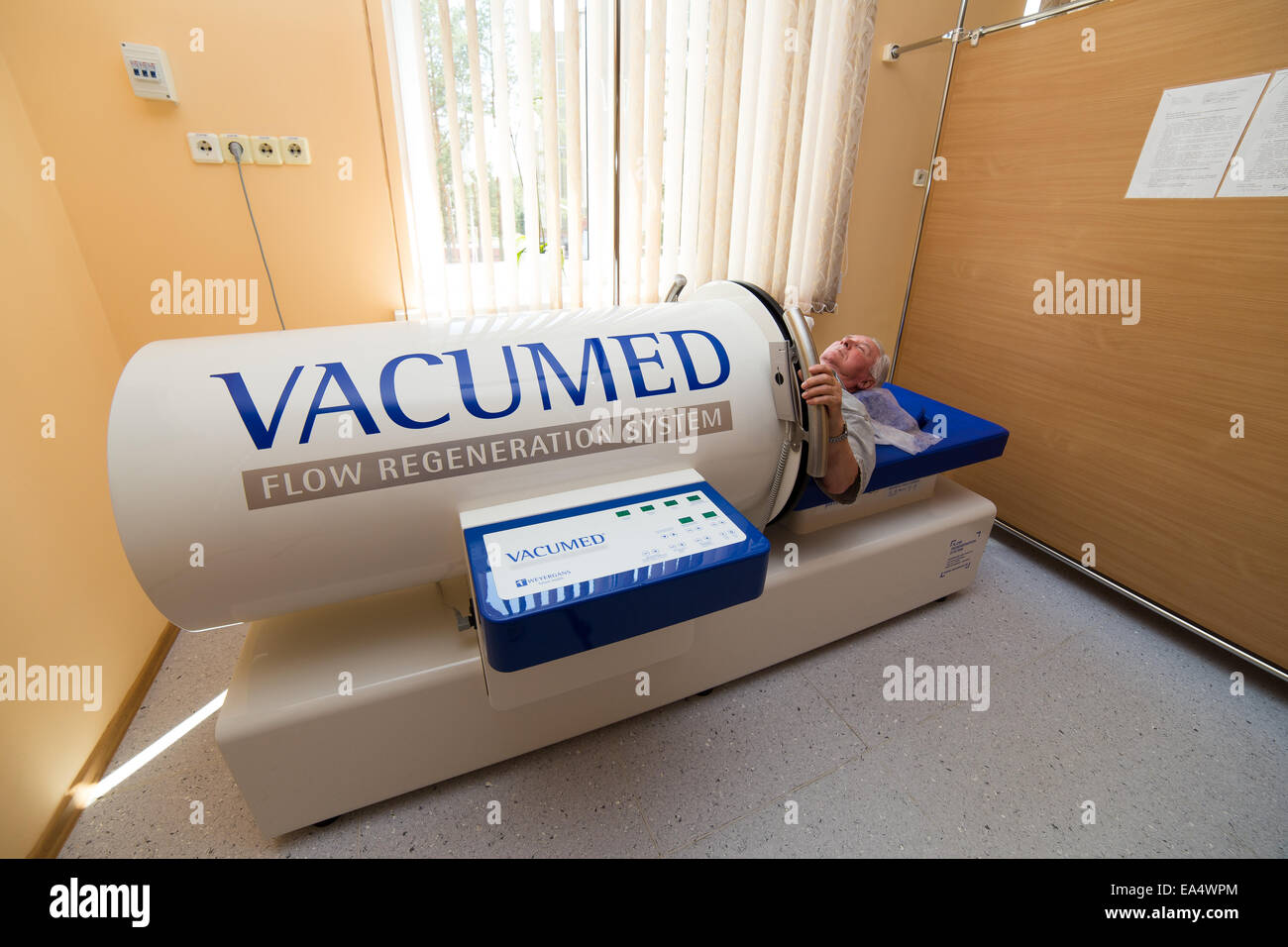 Vacuum therapy device in Spa salon Stock Photo Alamy