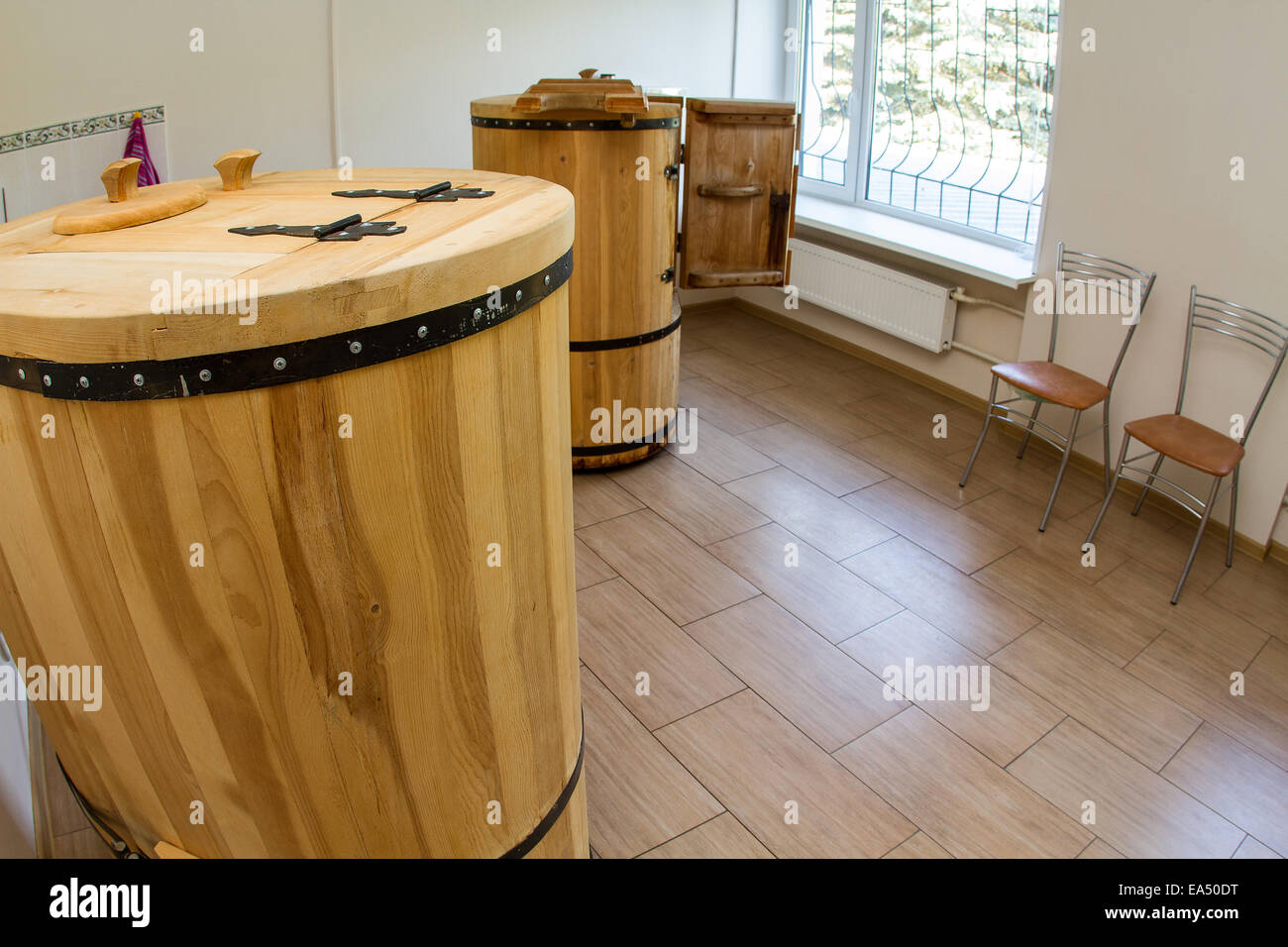 Cedar barrel, mini-sauna with pairs of cedar wood Stock Photo