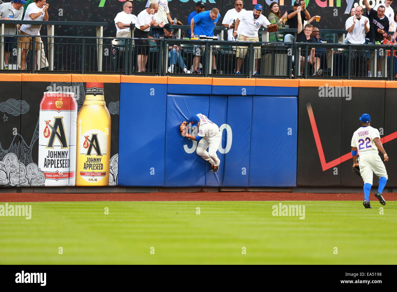 T-shirt XL Bleu Juan Lagares 'Famous Catch' - Marque Jerzees, Neuf Sans étiquettes