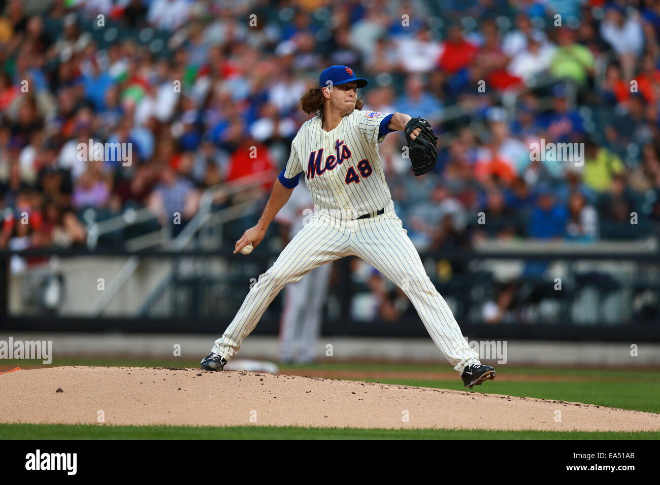 Queens, NY/USA – 2nd Aug. 2014: New York Mets Jacob deGrom throws vs. the San Francisco Giants at Citi Field. Credit: Gordon Donovan/Alamy Live News Stock Photo