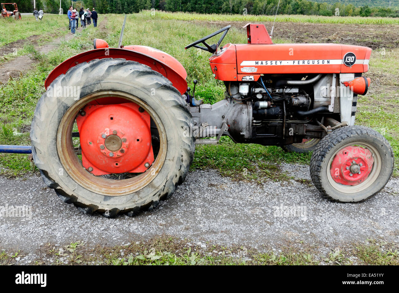 Massey Ferguson Tractor High Resolution Stock Photography And Images Alamy