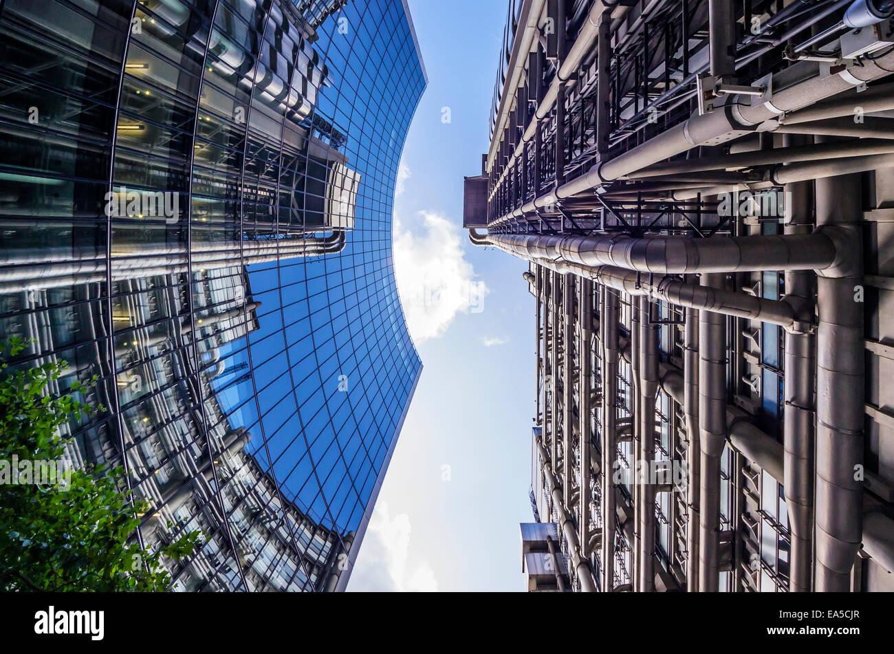 Modern architecture upward view hi-res stock photography and images - Alamy