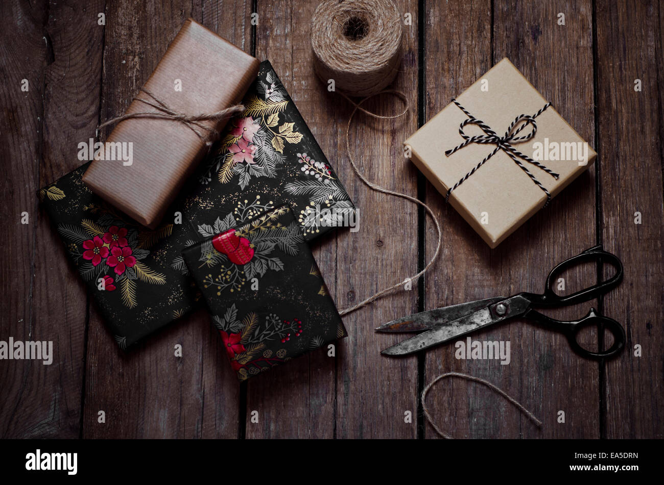 Wrapped parcel and scissors hi-res stock photography and images - Alamy