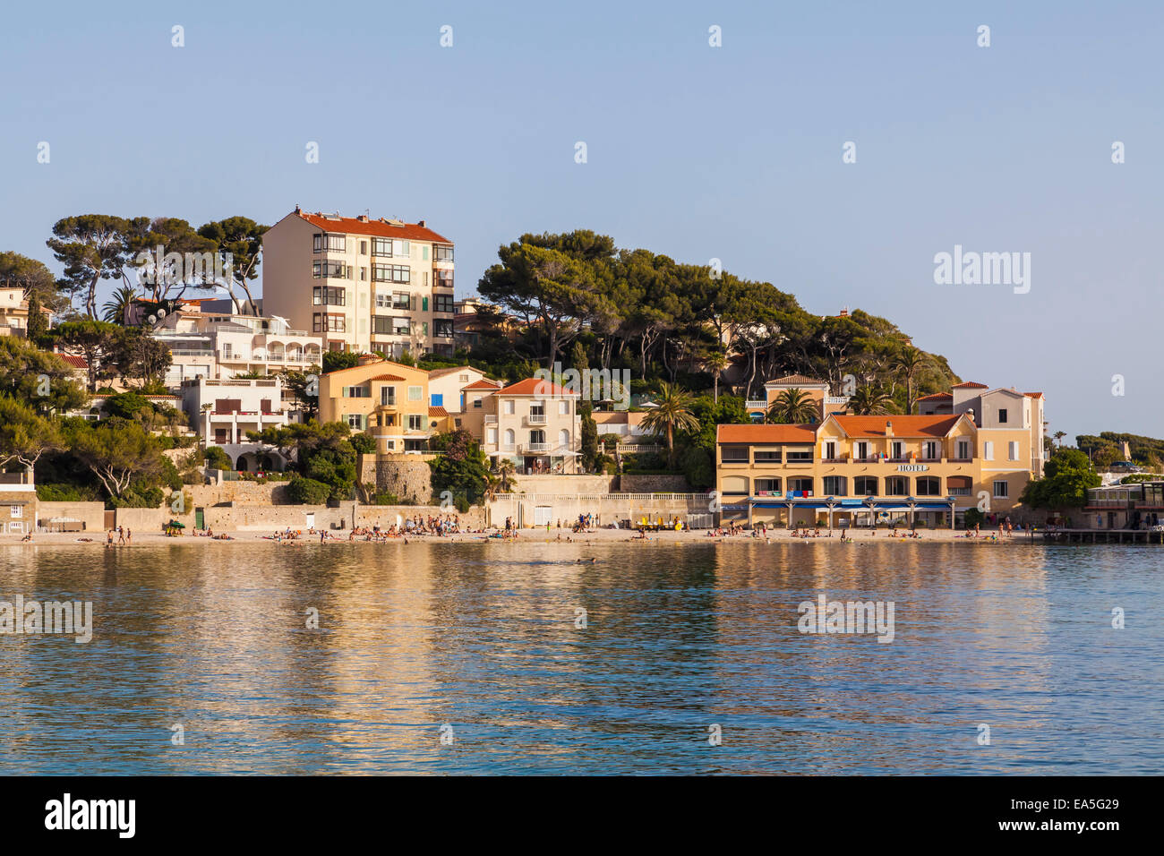 France, Provence-Alpes-Cote d'Azur, Department Var, Bandol, Hotel at the beach Stock Photo