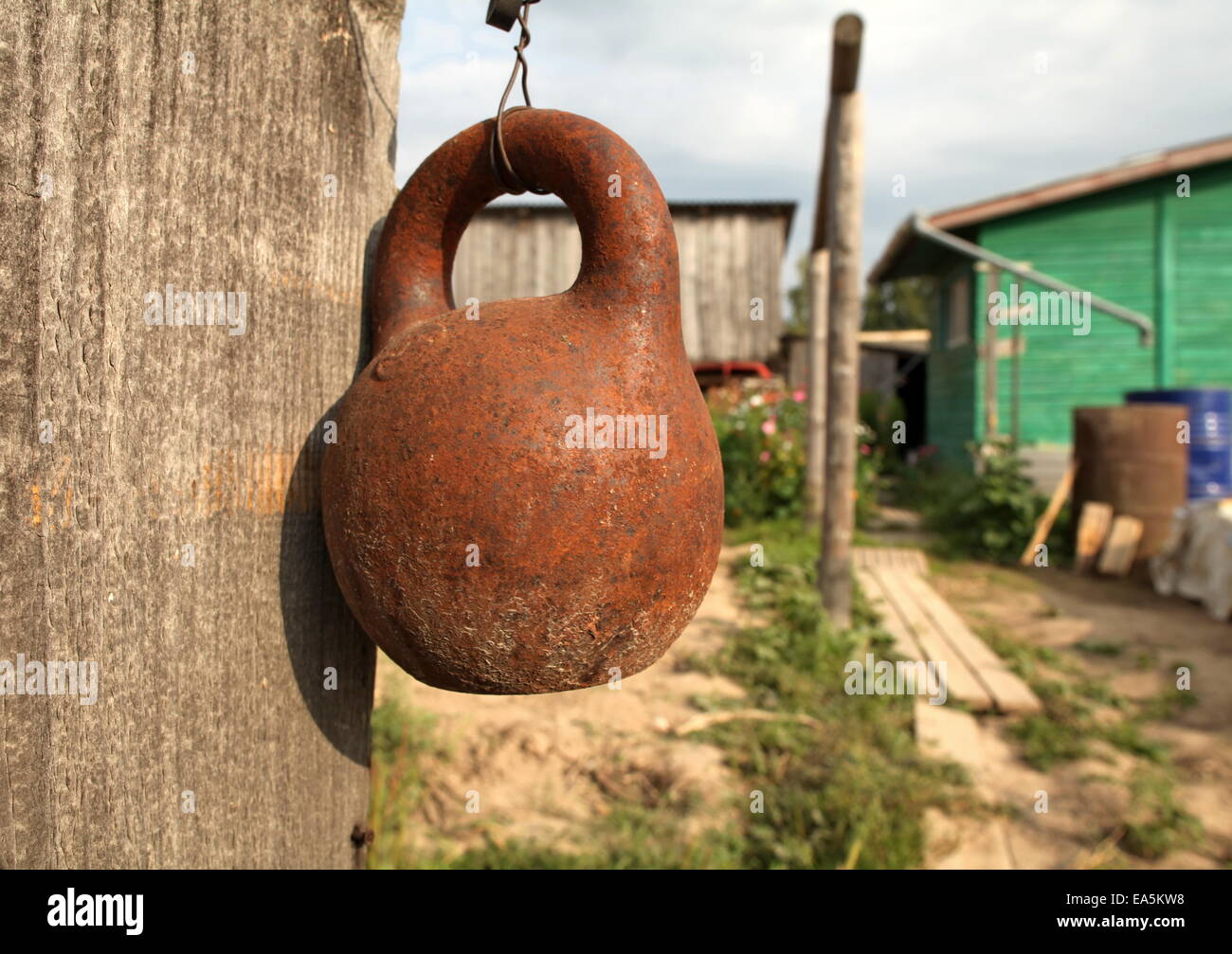 Old kettle bell hi-res stock photography and images - Alamy