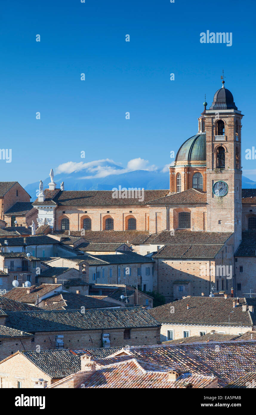 Urbino skyline hi-res stock photography and images - Alamy