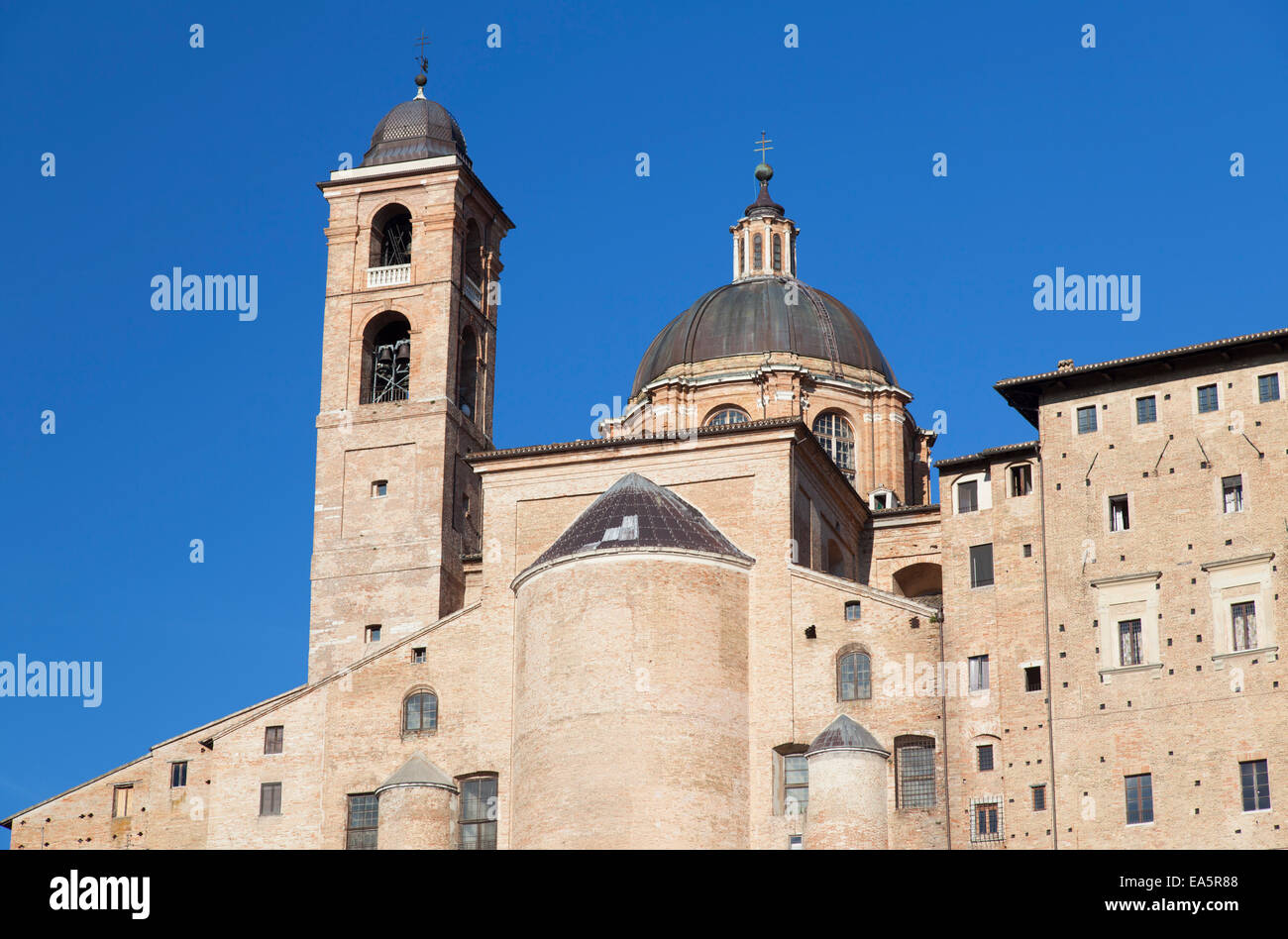 Urbino holy cathedral hi-res stock photography and images - Alamy