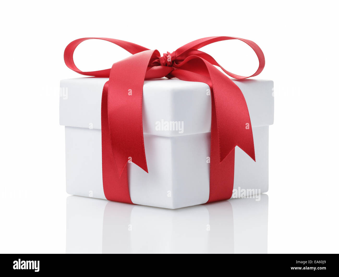 white gift box with red ribbon bow, isolated on white Stock Photo - Alamy