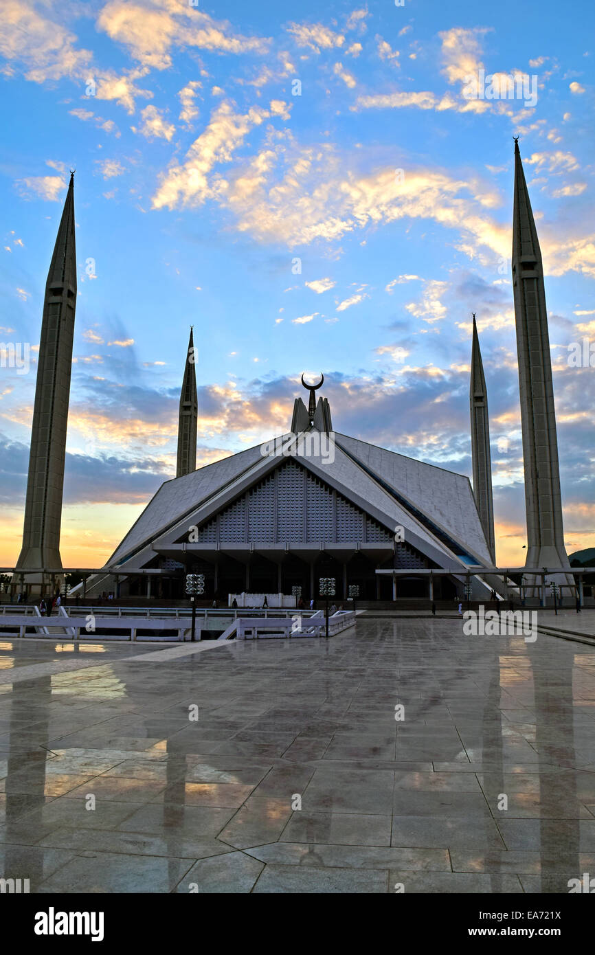 Glorious Faisal Mosque Stock Photo